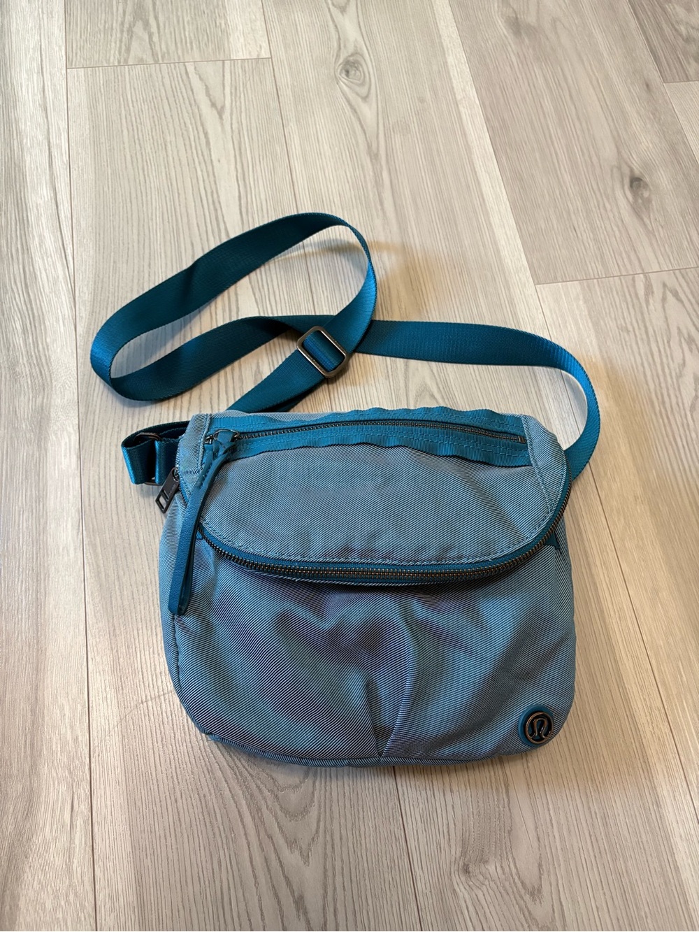Lululemon Rare Tofino Teal Festival Bag